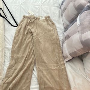 Crinkle Textured Pull-On Wide Leg Pant - Abercrombie